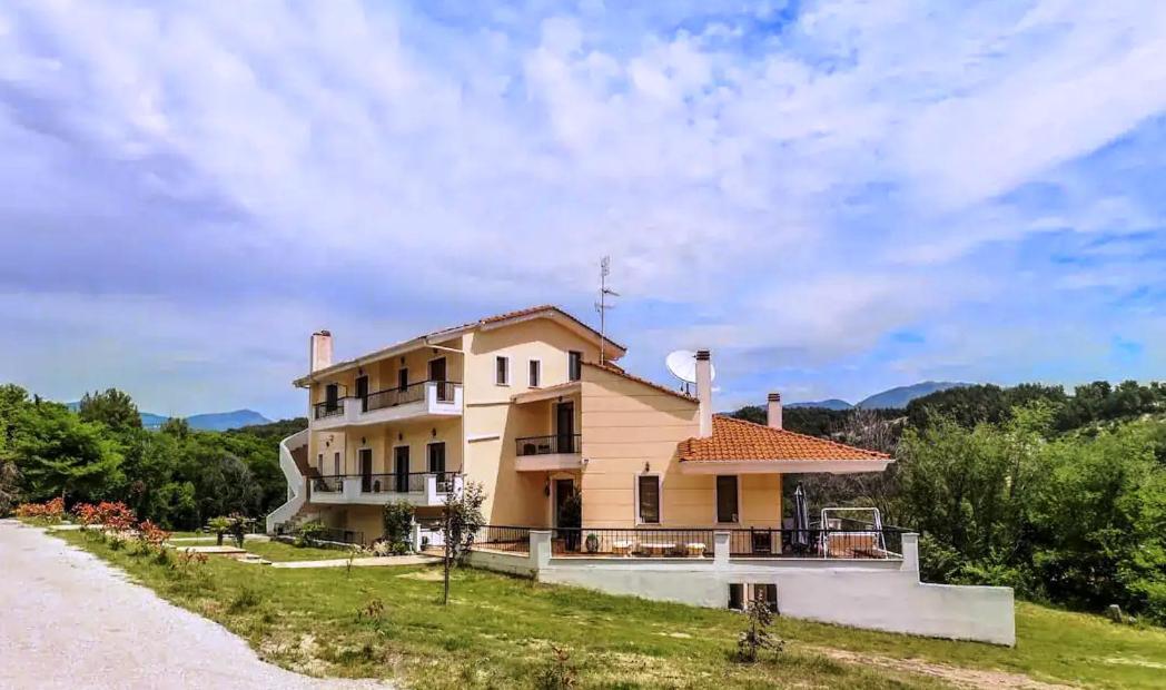 Villa Acropolis Serres Next To Center Ngoại thất bức ảnh